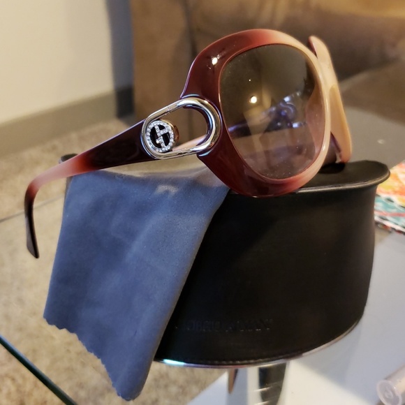 Giorgio Armani Accessories - BARELY USED GIORGIO ARMANI SUNGLASSES